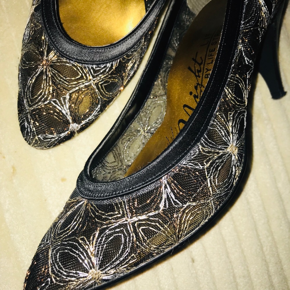 Step out in Style (Black Heels w/ Lacy details) 7